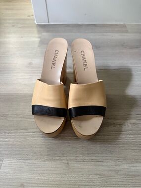CHANEL Beige and Black Leather Slide Mules